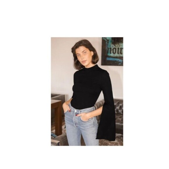 Lulus Bodysuit Womens Small Little Dramatic Black Long Split Sleeve Cutout Back - Picture 1 of 12